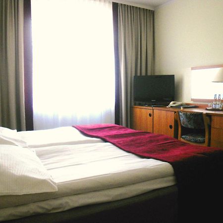 Hotel Ior Познан Екстериор снимка