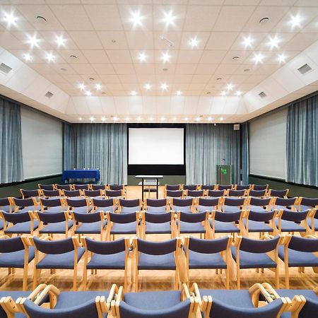 Hotel Ior Познан Екстериор снимка