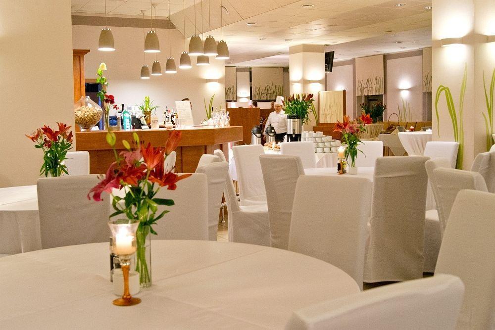 Hotel Ior Познан Екстериор снимка