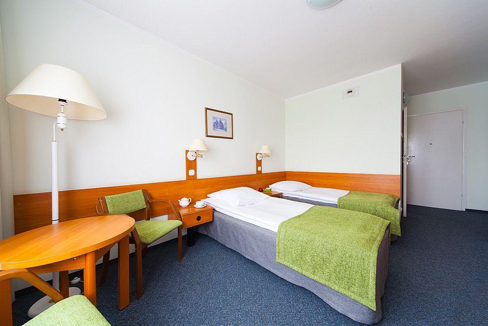 Hotel Ior Познан Екстериор снимка