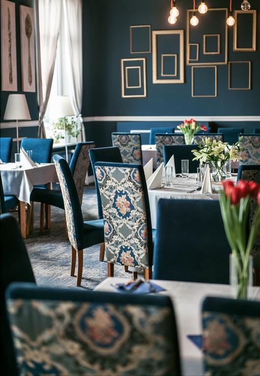 Hotel Ior Познан Екстериор снимка