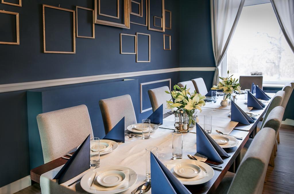Hotel Ior Познан Екстериор снимка